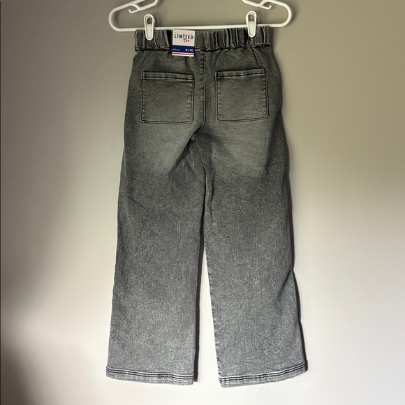 NWT LIMITED TOO Girls Grey Wash Wide Leg Jeans - Picture 5 of 7